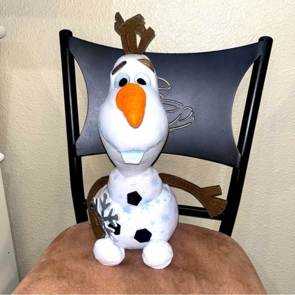 Disney sparkle OLAF STUFFED TOY